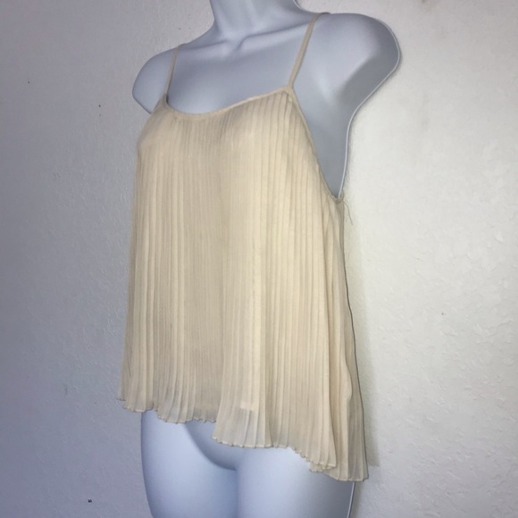 Xai Accordian Pleated Top M - Picture 3 of 7